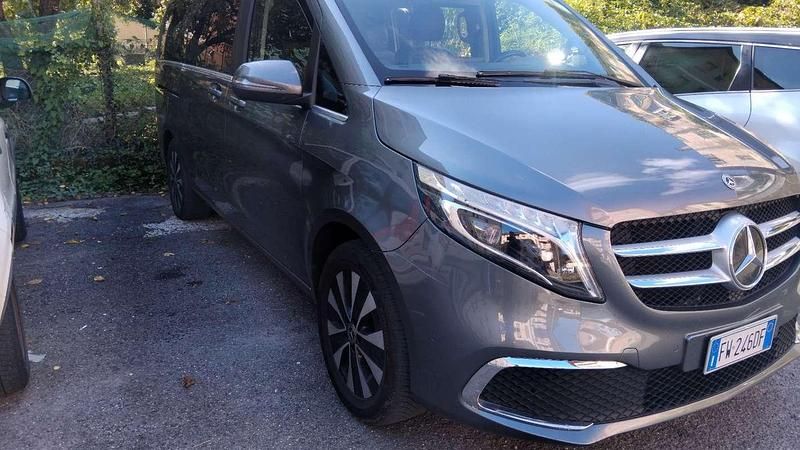 Usata 2019 Mercedes V250 Exclusive Monovolume | 46.000 € - Immagine 1/4