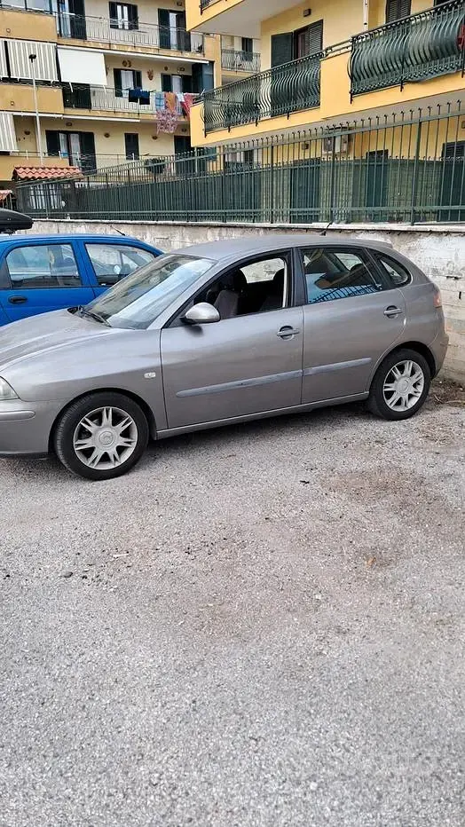 Usata Seat Ibiza 2002 Grigio Utilitaria