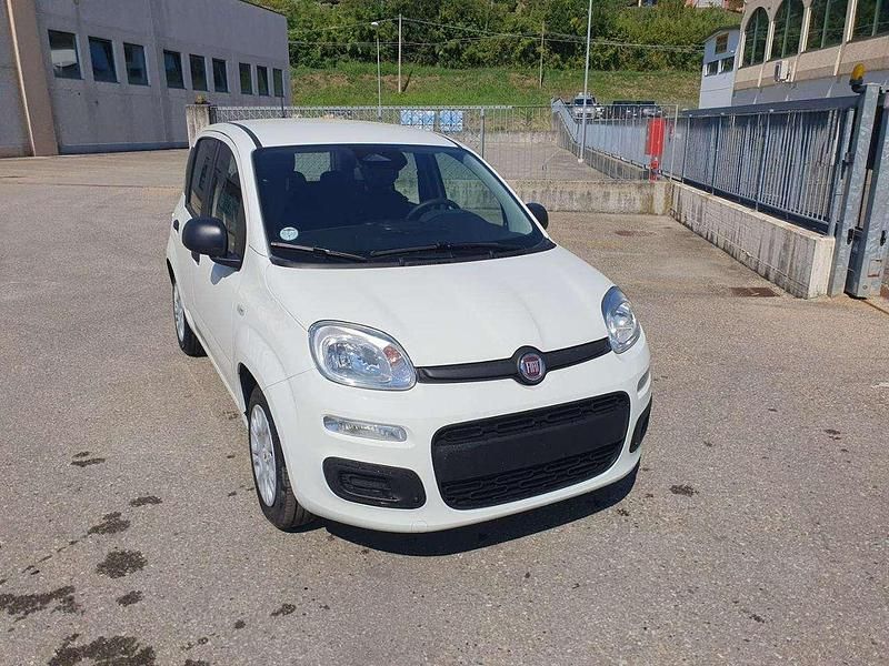 Nuova Fiat Panda Icon 65 CV (47 kW) 2025 Bianco Utilitaria
