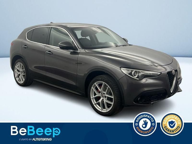 Usata Alfa Romeo Stelvio Executive 210 CV (154 kW) 2020 Grigio scuro metallizzato SUV