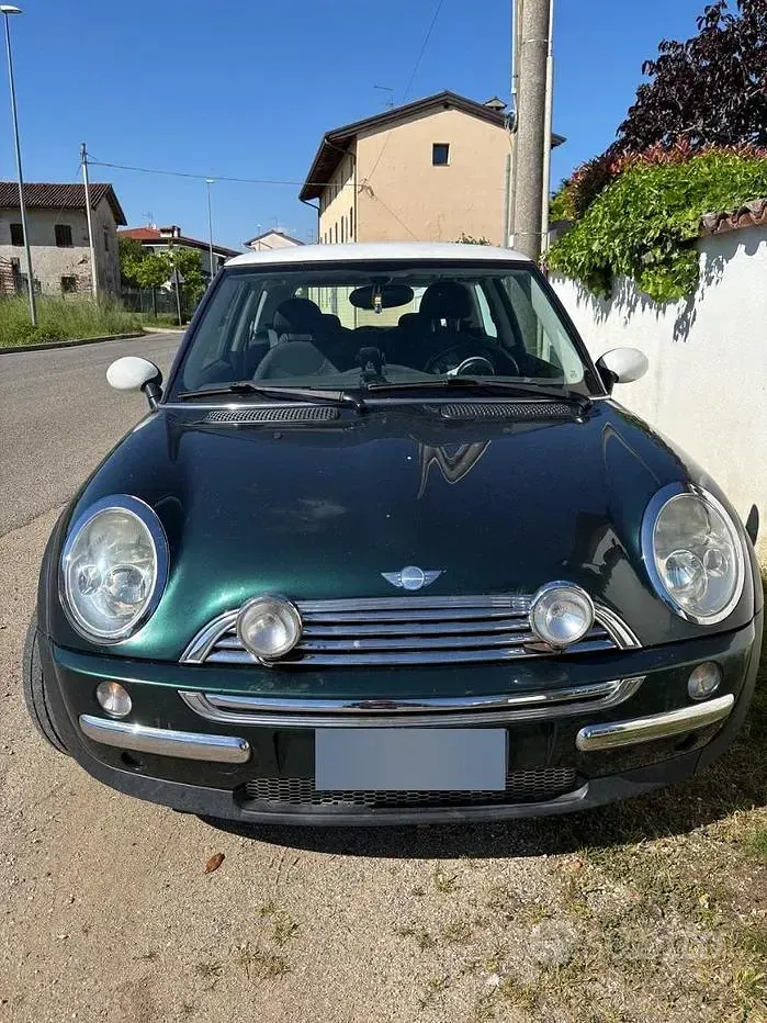 Usata Mini Cooper 116 CV (85 kW) 2004 Verde Utilitaria