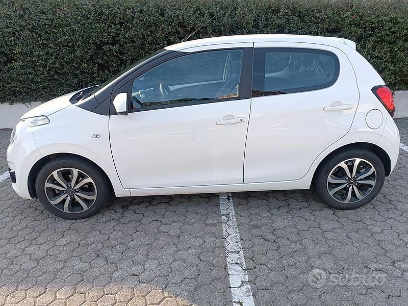 Usata Citroën C1 Shine 72 CV (52 kW) 2020 Bianco Utilitaria