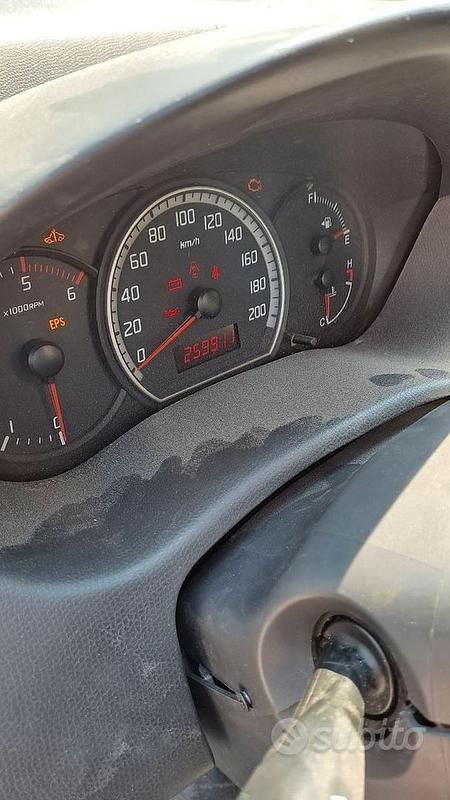 Usata Suzuki Swift 68 CV (50 kW) 2007 Utilitaria