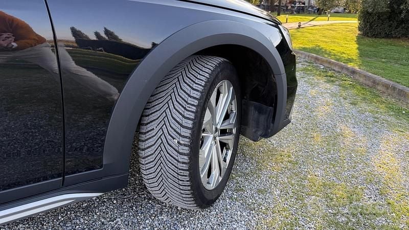 Usata Audi A4 Allroad Business 190 CV (139 kW) 2020 Nero Station wagon
