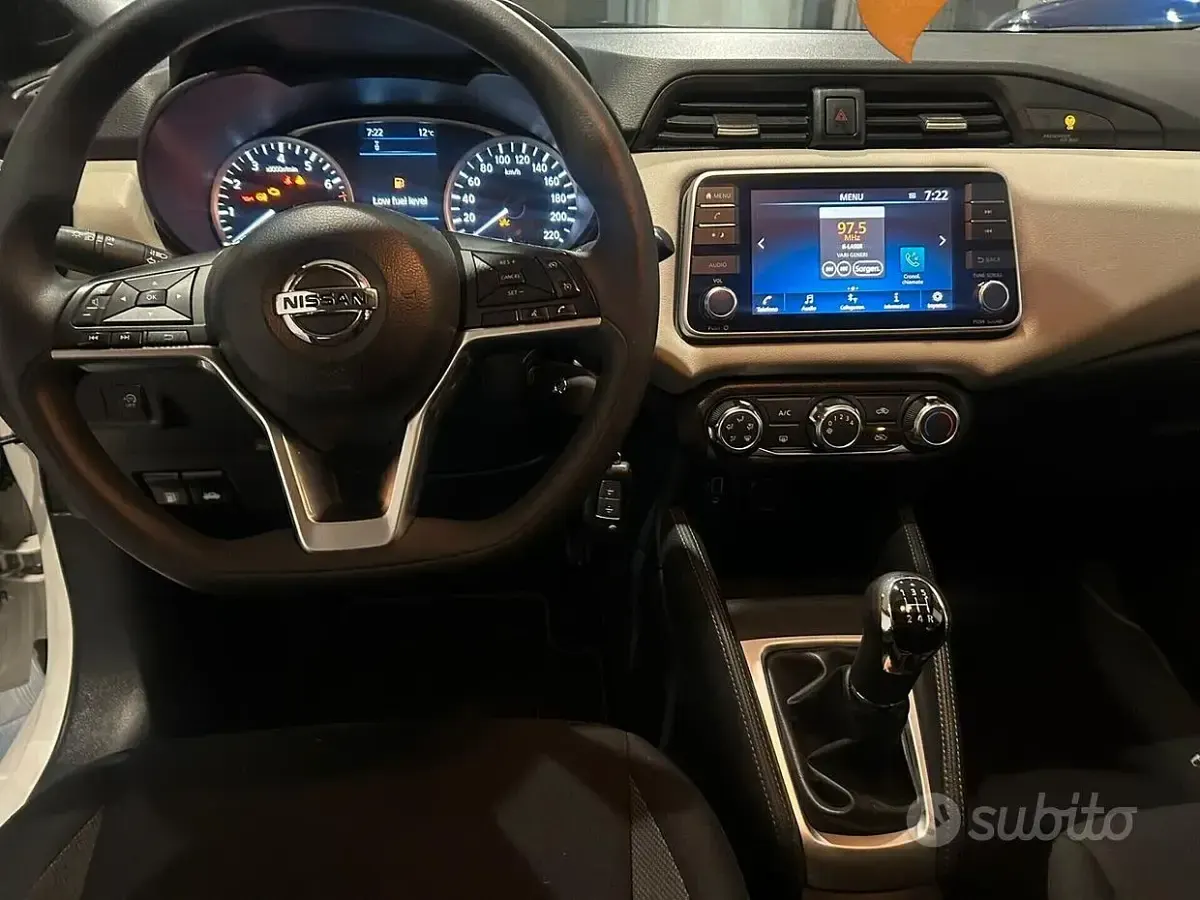 Usata Nissan Micra Visia+ 92 CV (67 kW) 2020 Bianco Utilitaria