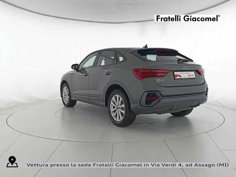 Usata Audi Q3 Sportback Business Plus 150 CV (110 kW) 2021 Z7 grigio chronos metallizzato SUV