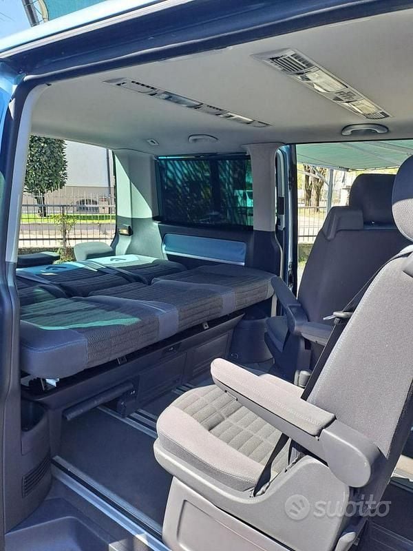 Usata VW Multivan 131 CV (96 kW) 2007 Azzurro Monovolume