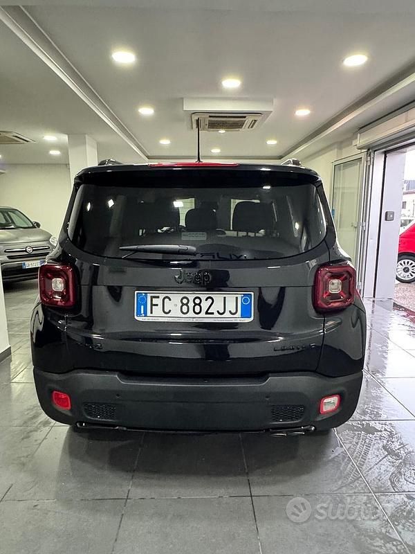 Usata Jeep Renegade Limited 140 CV (102 kW) 2016 Nero SUV