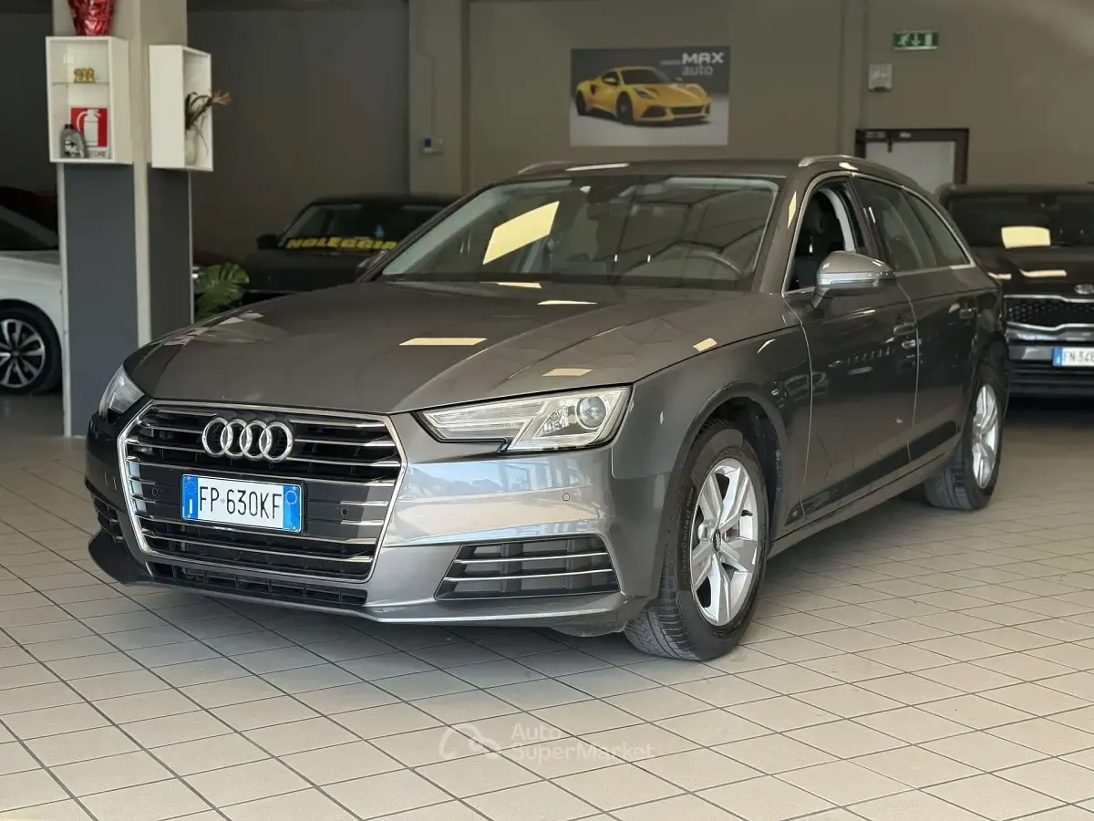 Usata Audi A4 S-Line 150 CV (110 kW) 2018 Other Station wagon