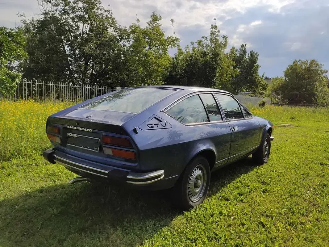 Usata Alfa Romeo Alfetta GT/GTV 122 CV (89 kW) 1976 Blu/azzurro Coupé