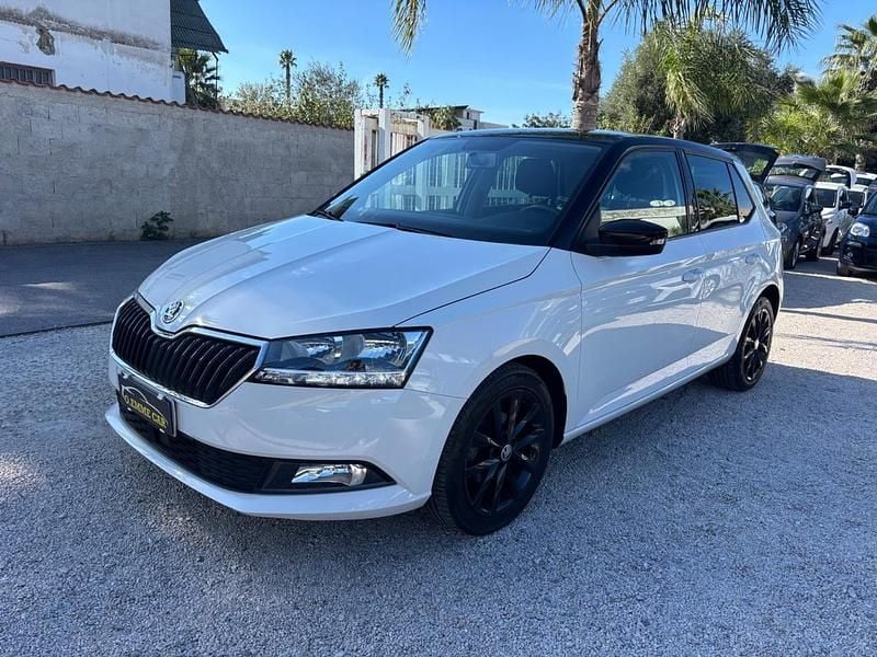 Bianco Usata 2021 Skoda Fabia Due volumi | 9499 € (Super prezzo) - Immagine 1/4