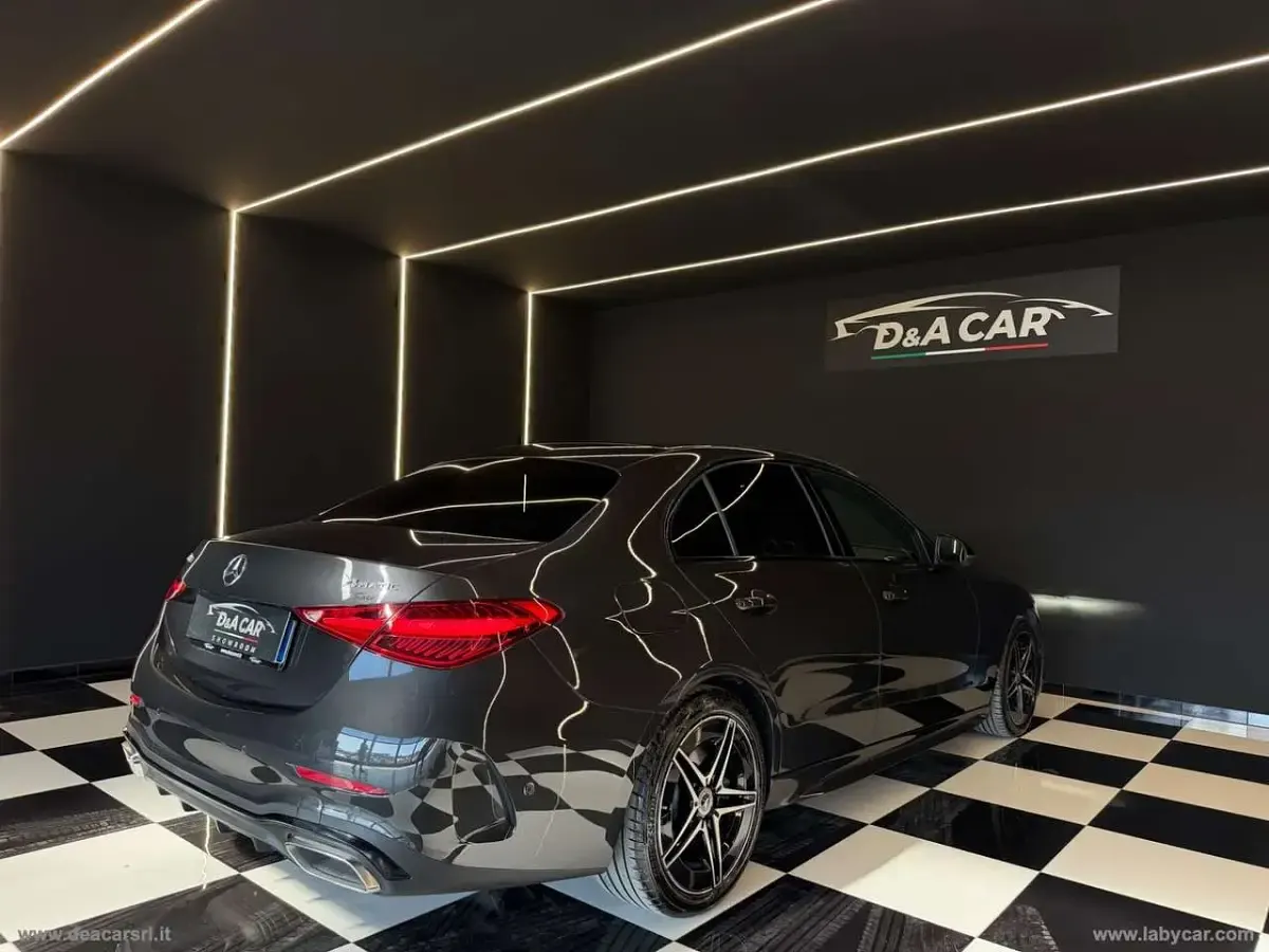Usata Mercedes C220 AMG Line Premium 200 CV (147 kW) 2024 Grigio Berlina