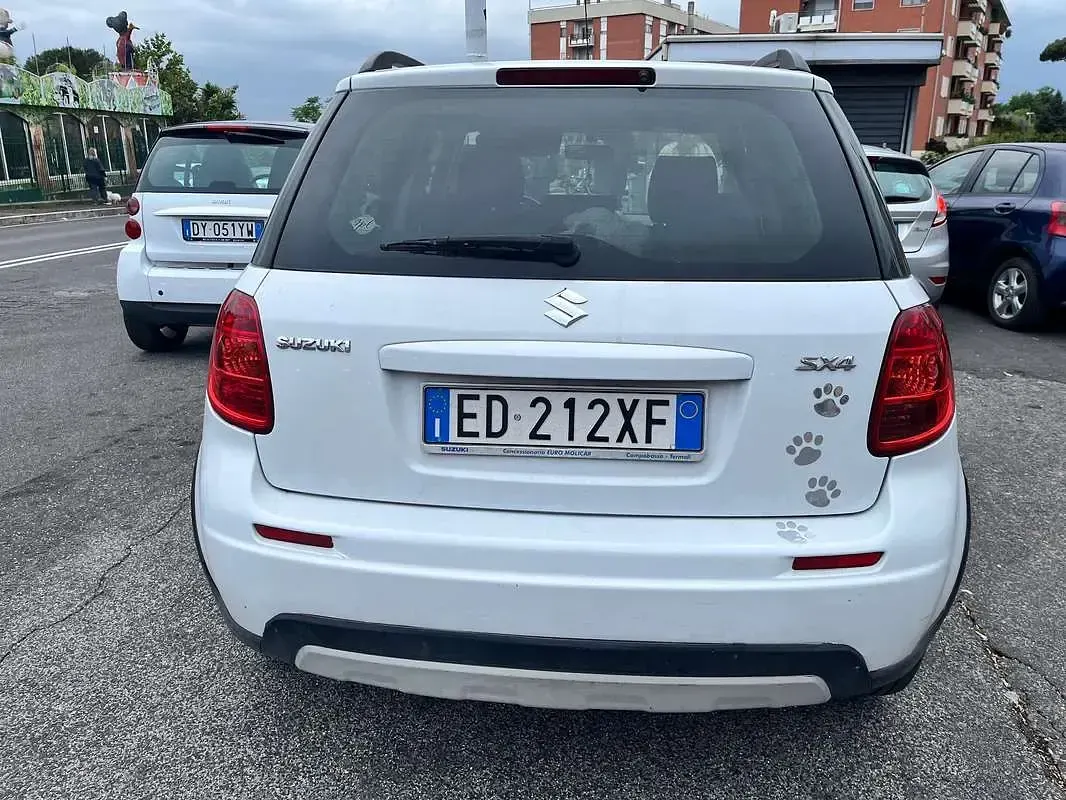 Usata Suzuki SX4 GL 111 CV (81 kW) 2011 Bianco SUV