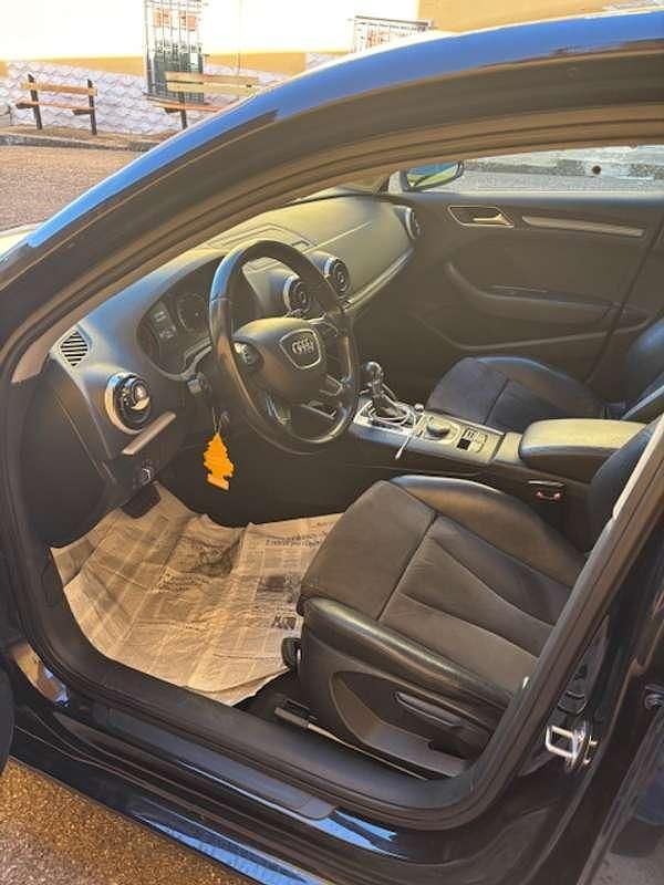 Gebraucht Audi A3 Ambiente 110 PS (80 kW) 2015 Schwarz Limousine