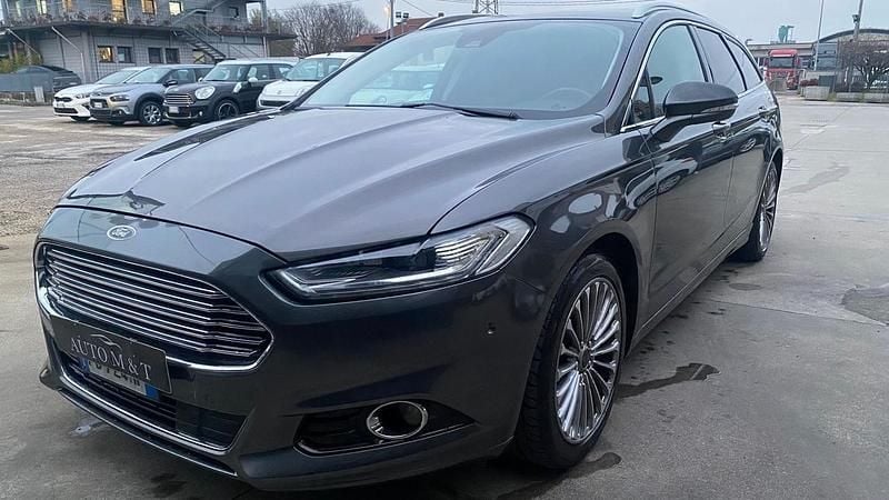Grigio Usata 2015 Ford Mondeo Titanium Station wagon | 9600 € (Buon prezzo) - Immagine 1/4
