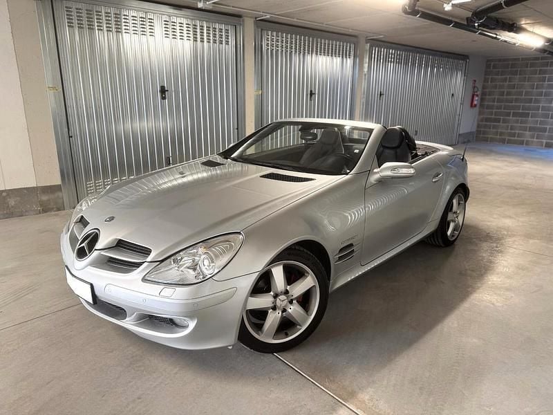 Usata Mercedes SLK200 163 CV (119 kW) 2006 Argento Cabrio