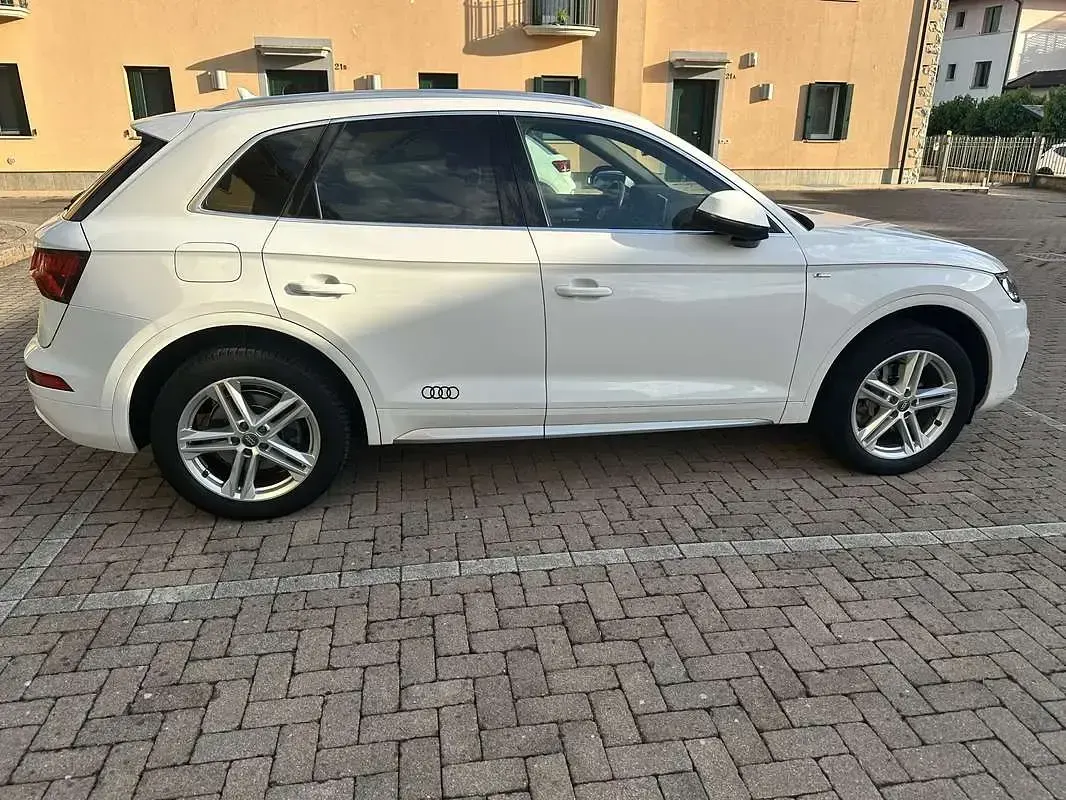 Usata Audi Q5 S-line plus 190 CV (139 kW) 2018 Bianco SUV