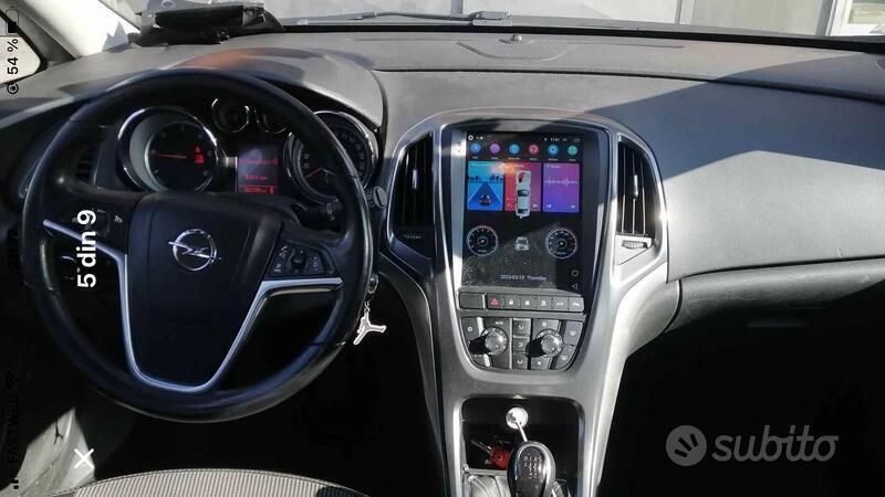 Usata 2012 Opel Astra Sport Station wagon | 3000 € (Super prezzo) - Immagine 1/4