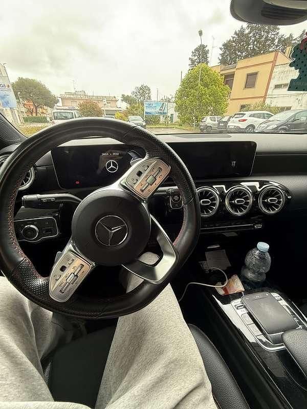 Usata Mercedes A180 Premium 116 CV (85 kW) 2020 Berlina
