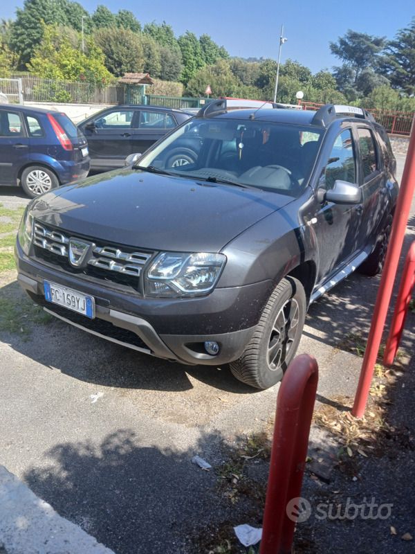 Usata Dacia Duster 115 CV (84 kW) 2016 Grigio SUV