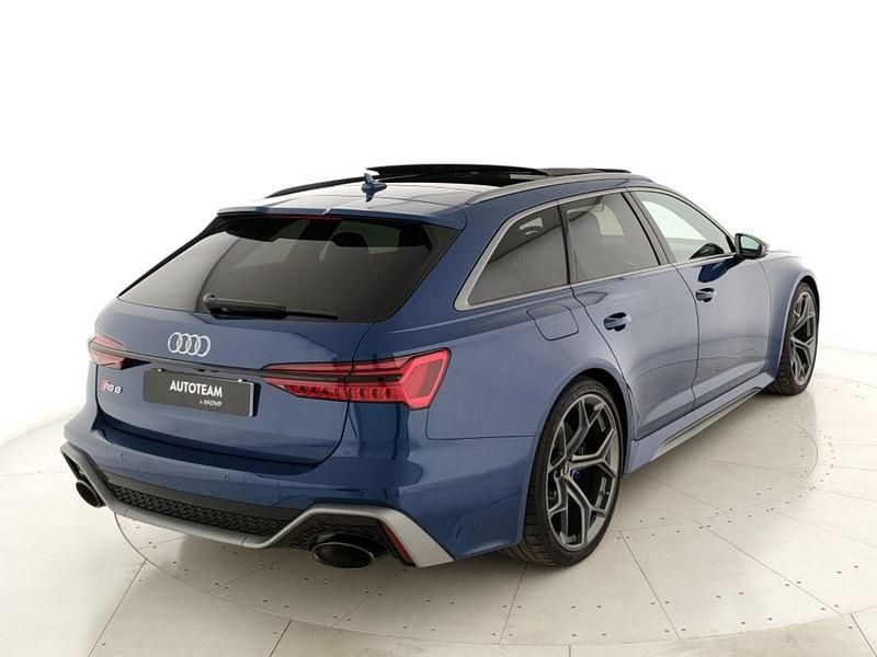 Usata Audi RS6 Performance 630 CV (463 kW) 2023 Blu metall. Station wagon