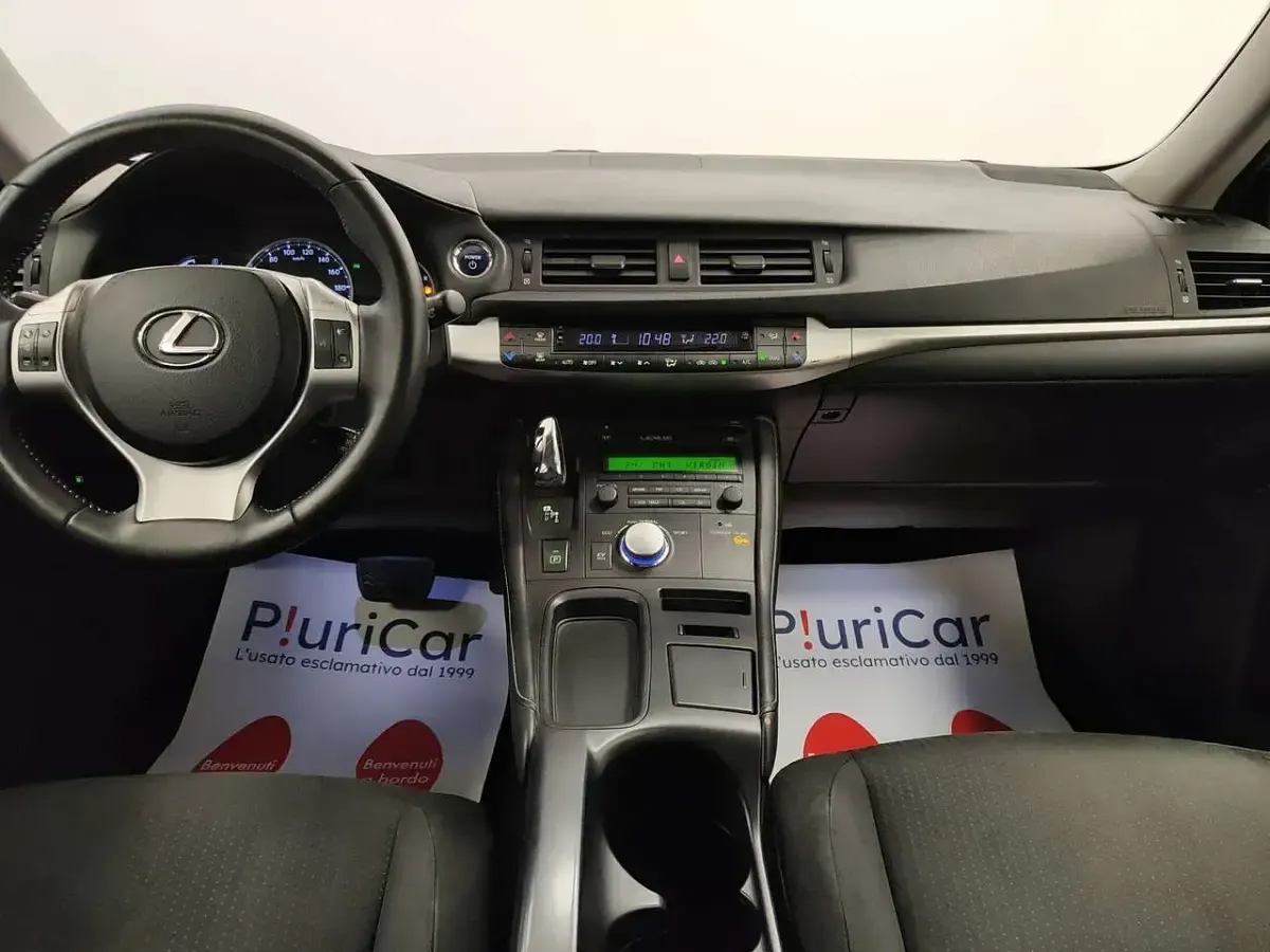 Usata Lexus CT200h Executive Line 99 CV (72 kW) 2012 Argento Berlina
