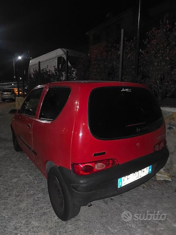 Usata Fiat 600 2002 Rosso Berlina