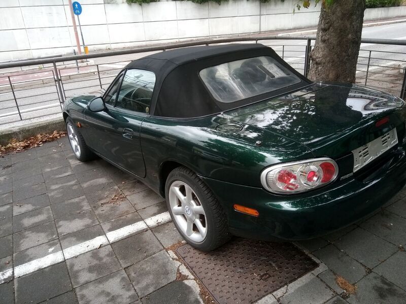 Usato 1998 Mazda MX5 1.6 Benzin 110 CV (7.900 €)