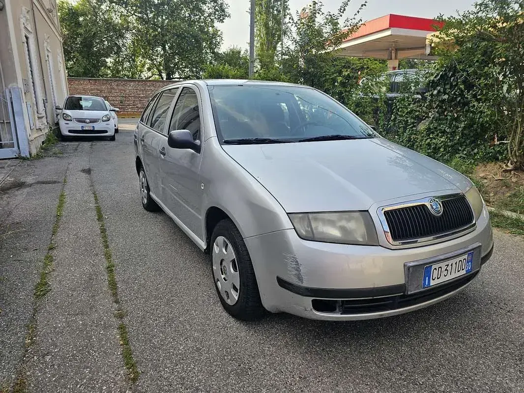 Usata Skoda Fabia Comfort 64 CV (47 kW) 2003 Berlina