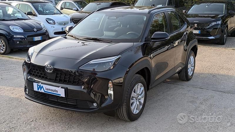 Nuova Toyota Yaris Hybrid Active 92 CV (67 kW) 2025 Nero Monovolume