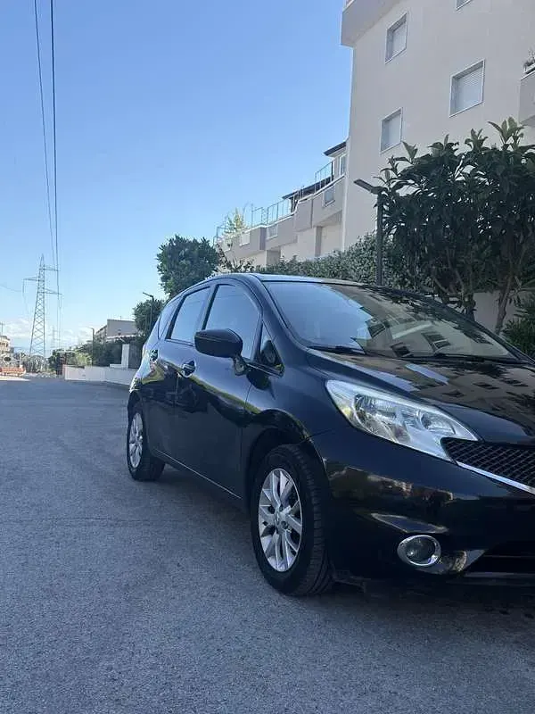 Usata Nissan Note Acenta 90 CV (66 kW) 2014 Nero Utilitaria