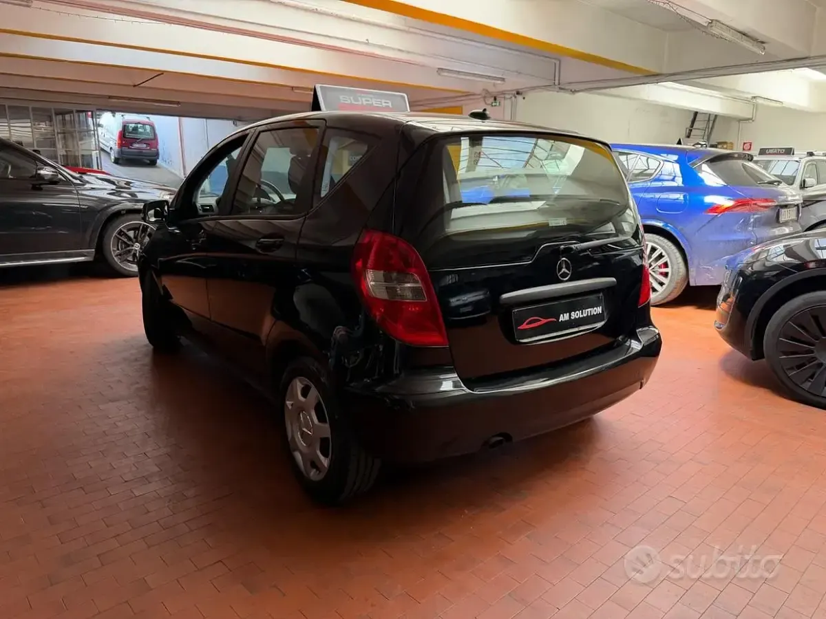 Occasion Mercedes A160 95 ch (69 kW) 2011 Noir Berline