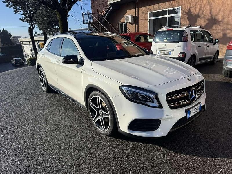 Usata Mercedes GLA200 AMG 136 CV (100 kW) 2018 Bianco SUV