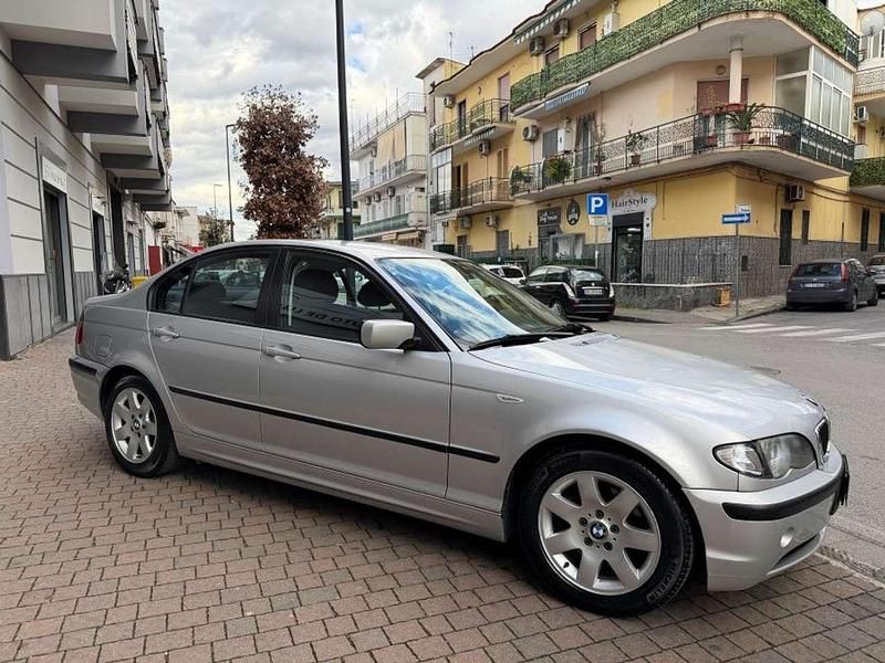 Usata BMW 320 150 CV (110 kW) 2003 Argento Berlina