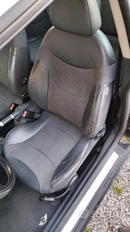 Usata Mini Cooper Coupé 116 CV (85 kW) 2003 Blu Coupé