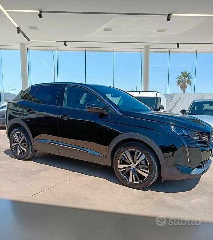 Occasion Peugeot 3008 Allure 131 PK (96 kW) 2023 Zwart SUV