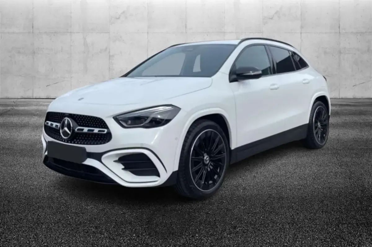 Usata Mercedes GLA200 Advanced Plus 150 CV (110 kW) 2025 Bianco SUV