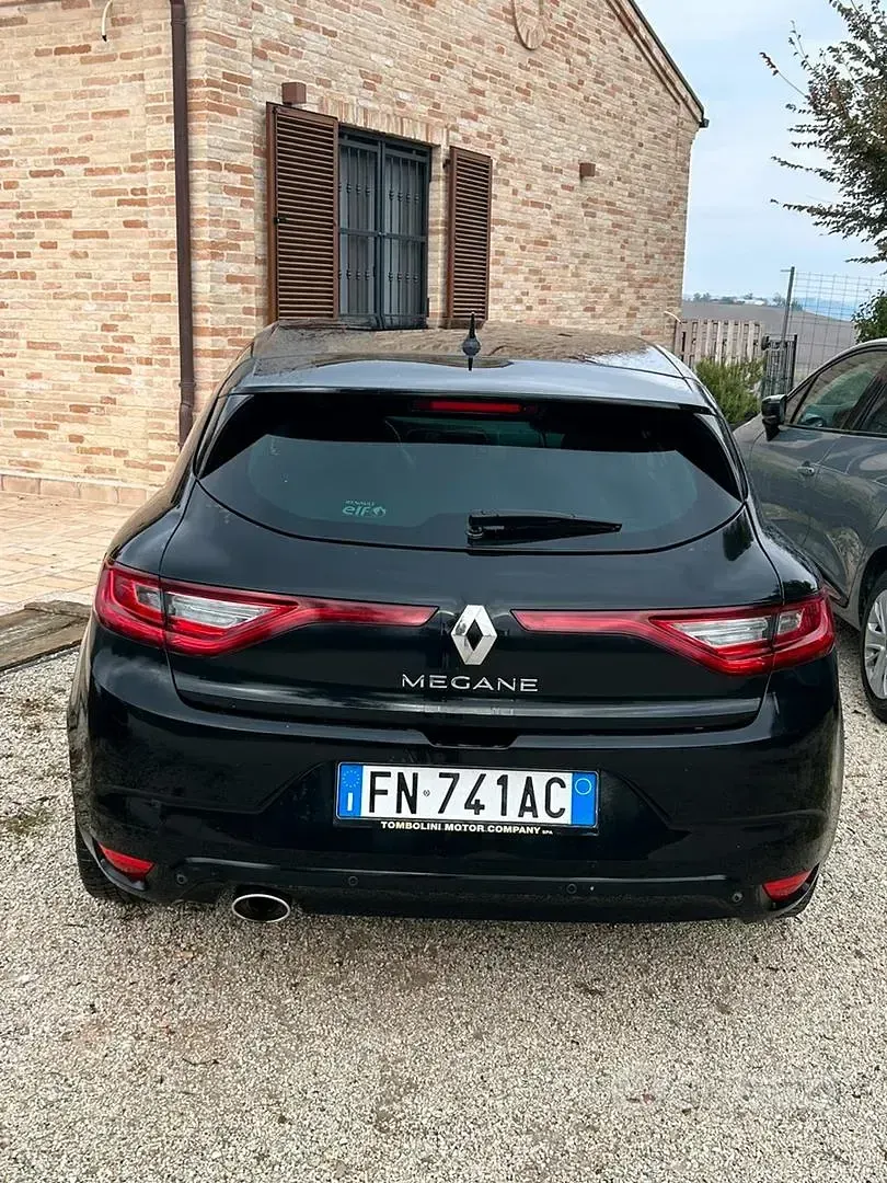 Usata Renault Mégane 110 CV (80 kW) 2018 Nero Berlina