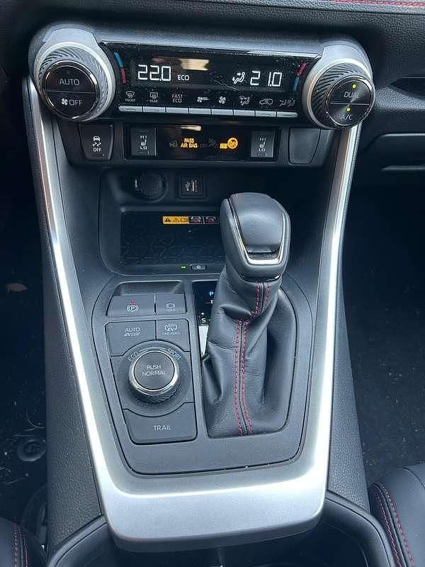 Usata Toyota RAV4 Hybrid 306 CV (225 kW) 2024 Grigio SUV