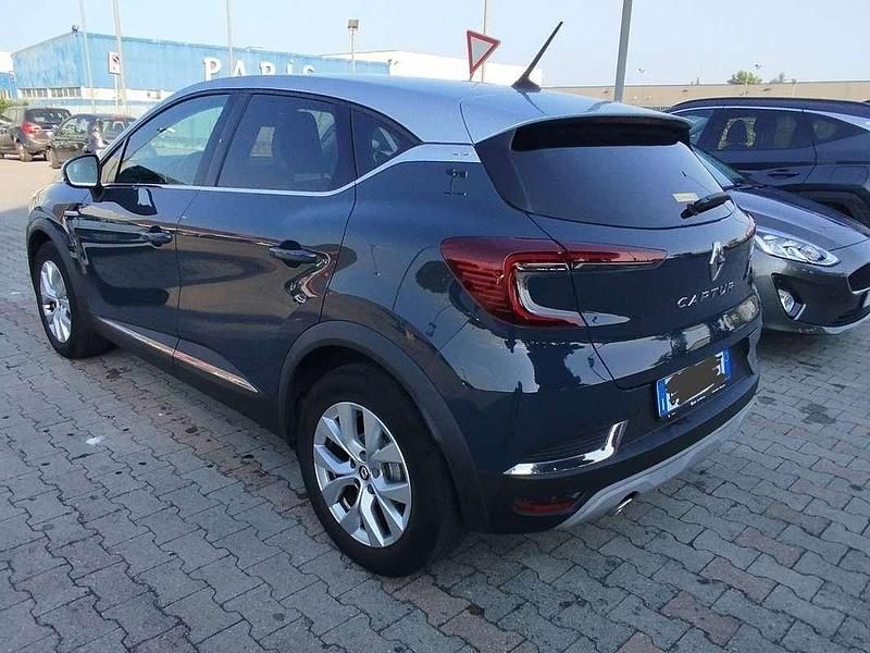 Usata Renault Captur Intens 101 CV (74 kW) 2021 Blu/azzurro SUV