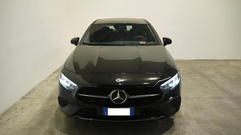 Usata Mercedes A250 Advanced 163 CV (119 kW) 2024 Nero notte ; Berlina