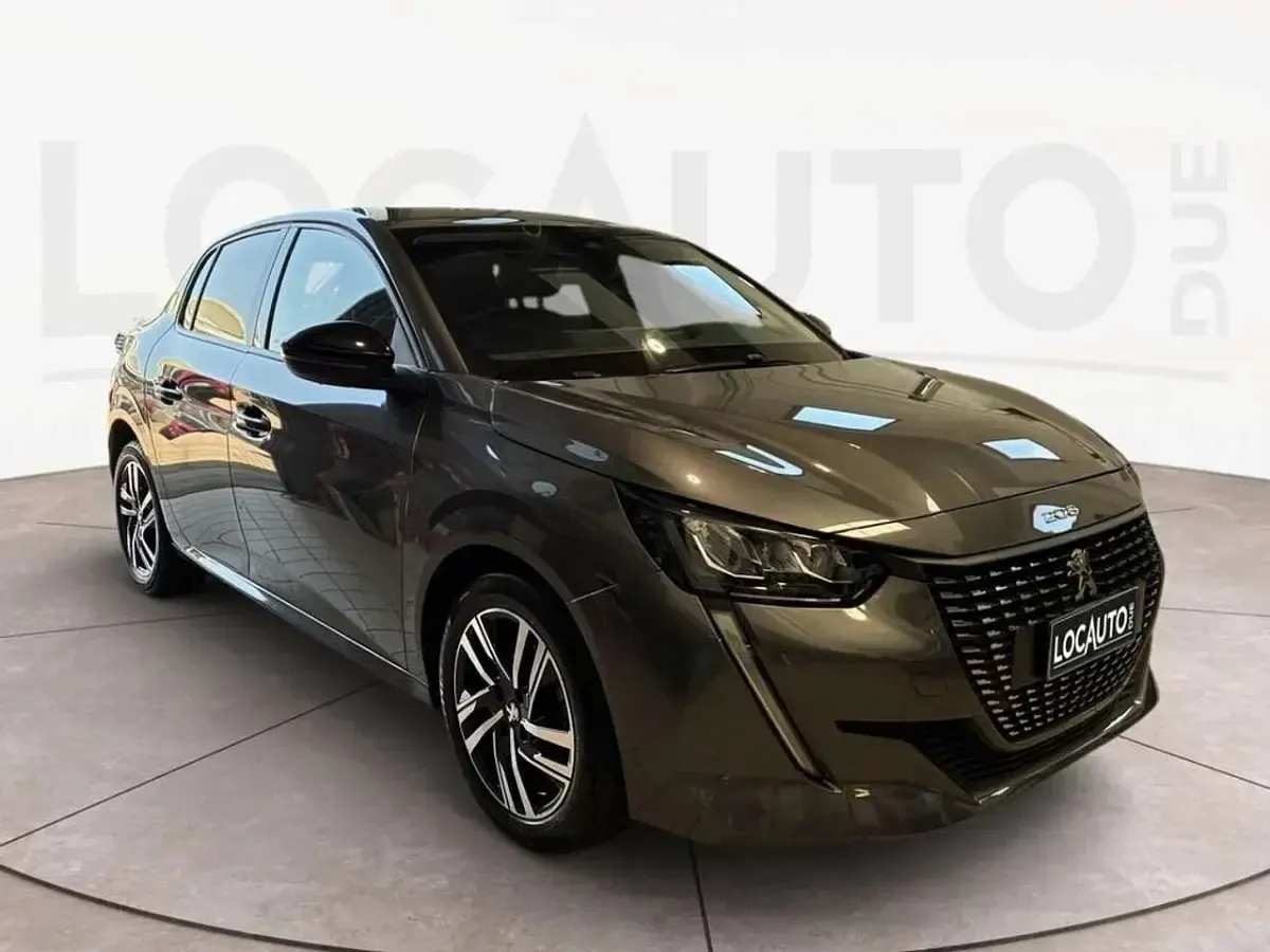 Usata Peugeot 208 Allure 75 CV (55 kW) 2022 Grigio Utilitaria