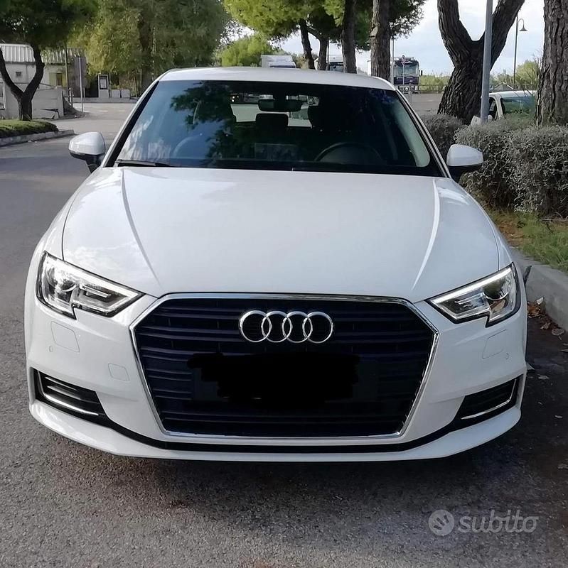 Usata Audi A3 Design 110 CV (80 kW) 2016 Bianco Berlina