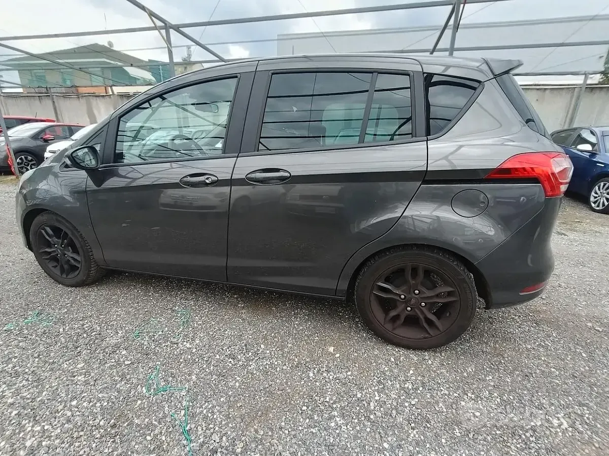 Usata Ford B-MAX Business Edition 87 CV (63 kW) 2017 Grigio Monovolume