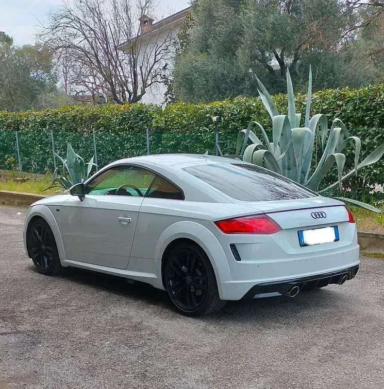 Second-hand Audi TT S-Line 230 CP (169 kW) 2019 Alb Coupe