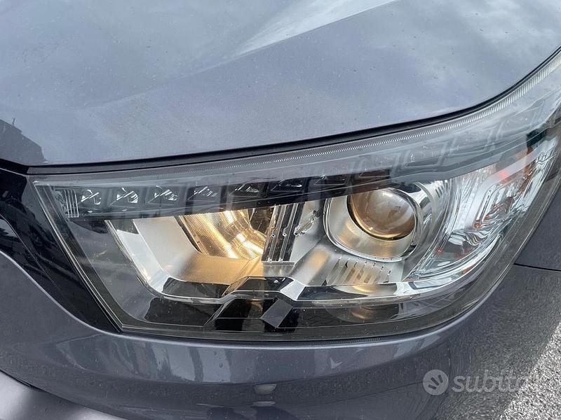 Usata Ssangyong (KGM) XLV 115 CV (84 kW) 2017 Grigio SUV