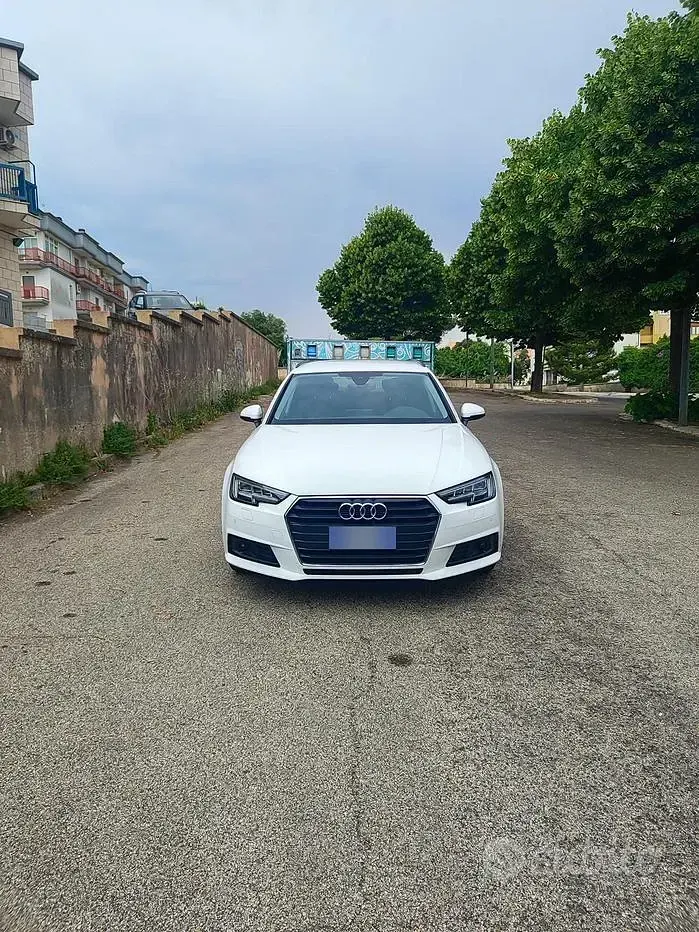 Usata Audi A4 Ambiente 122 CV (89 kW) 2019 Bianco Station wagon