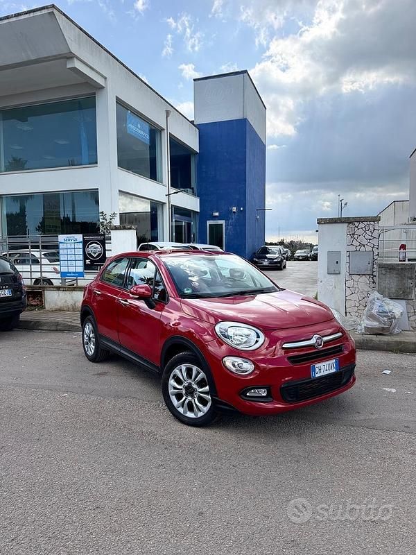 Usata Fiat 500X Lounge 95 CV (69 kW) 2016 Rosso SUV