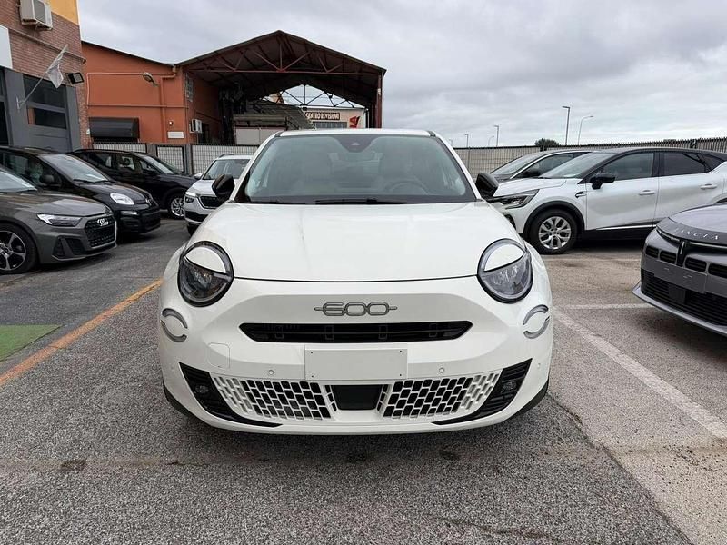 Usata Fiat 600 La Prima 101 CV (74 kW) 2024 Bianco SUV