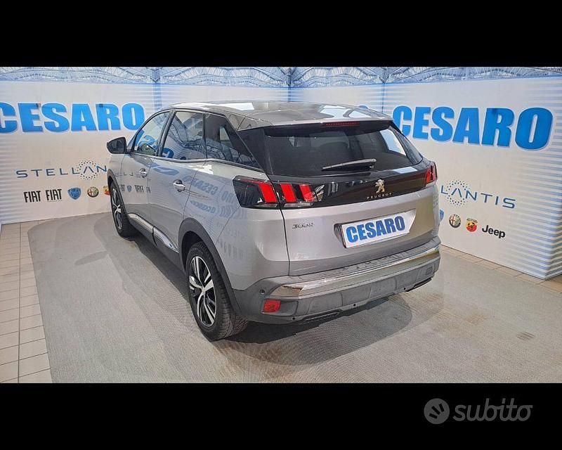 Usata Peugeot 3008 Business-Line 120 CV (88 kW) 2017 Grigio SUV